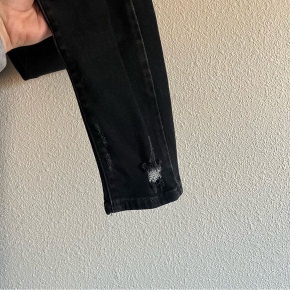 Kancan Signature Kurvy Mid-Rise Black Ankle Skinny Button Fly Jean Size 28 - Picture 5 of 16